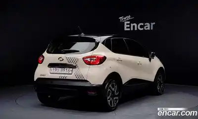 Renault QM3 2015 1.5 Автомат в Москве № 106765, миниатюра 7