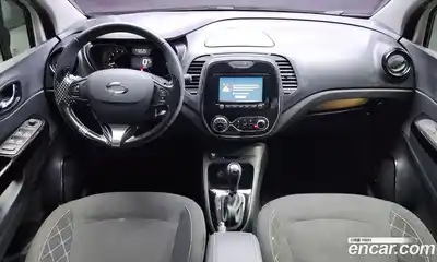 Renault QM3 2015 1.5 Автомат в Москве № 106765, миниатюра 9