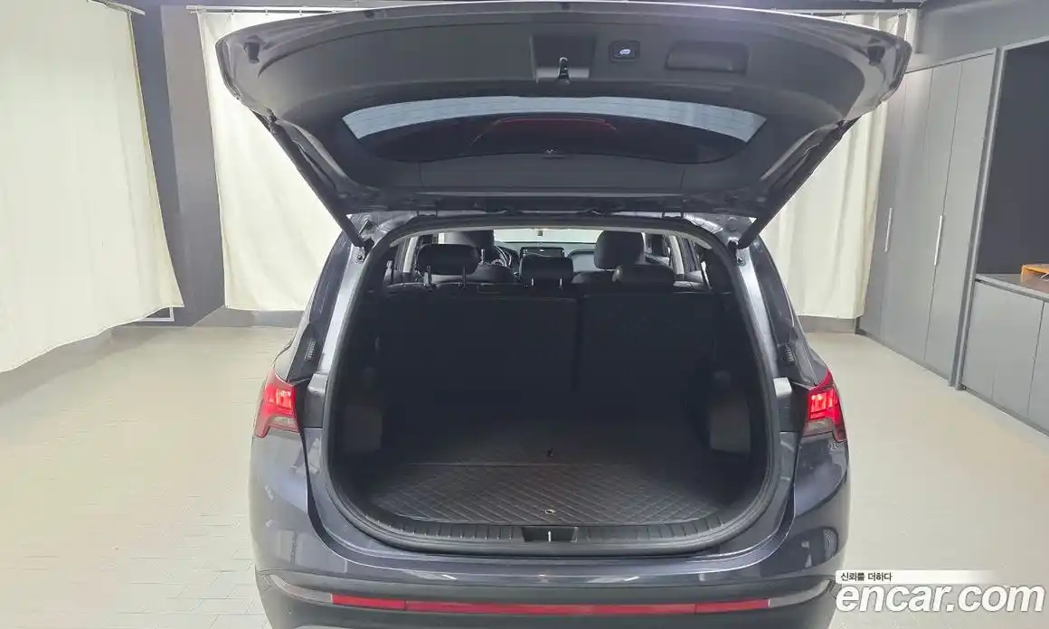 Hyundai Santa Fe 2021 2.5 Автомат в Москве № 111310, фото 12