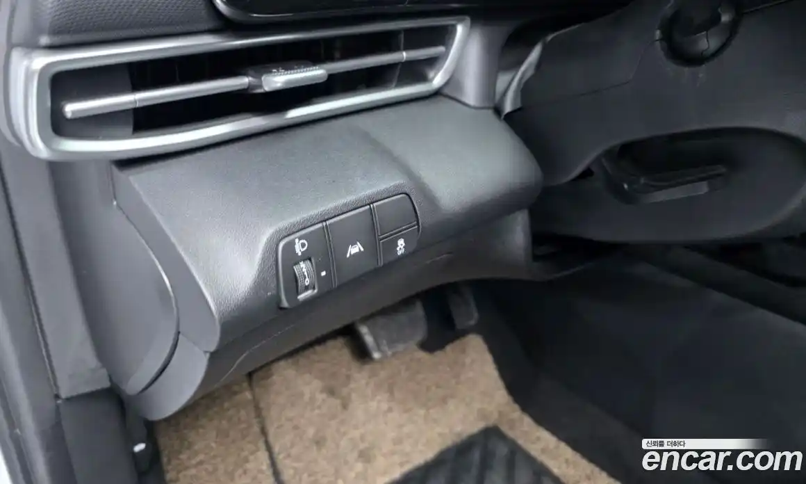 Hyundai Avante 2023 1.6 Автомат в Москве № 111490, фото 17