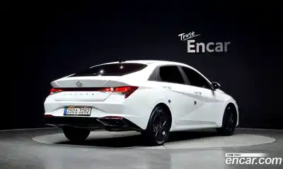 Hyundai Avante 2023 1.6 Автомат в Москве № 111490, миниатюра 2