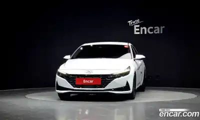 Hyundai Avante 2023 1.6 Автомат в Москве № 111490, миниатюра 3