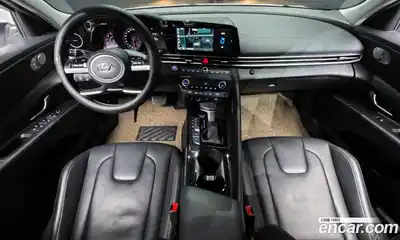 Hyundai Avante 2023 1.6 Автомат в Москве № 111490, миниатюра 7