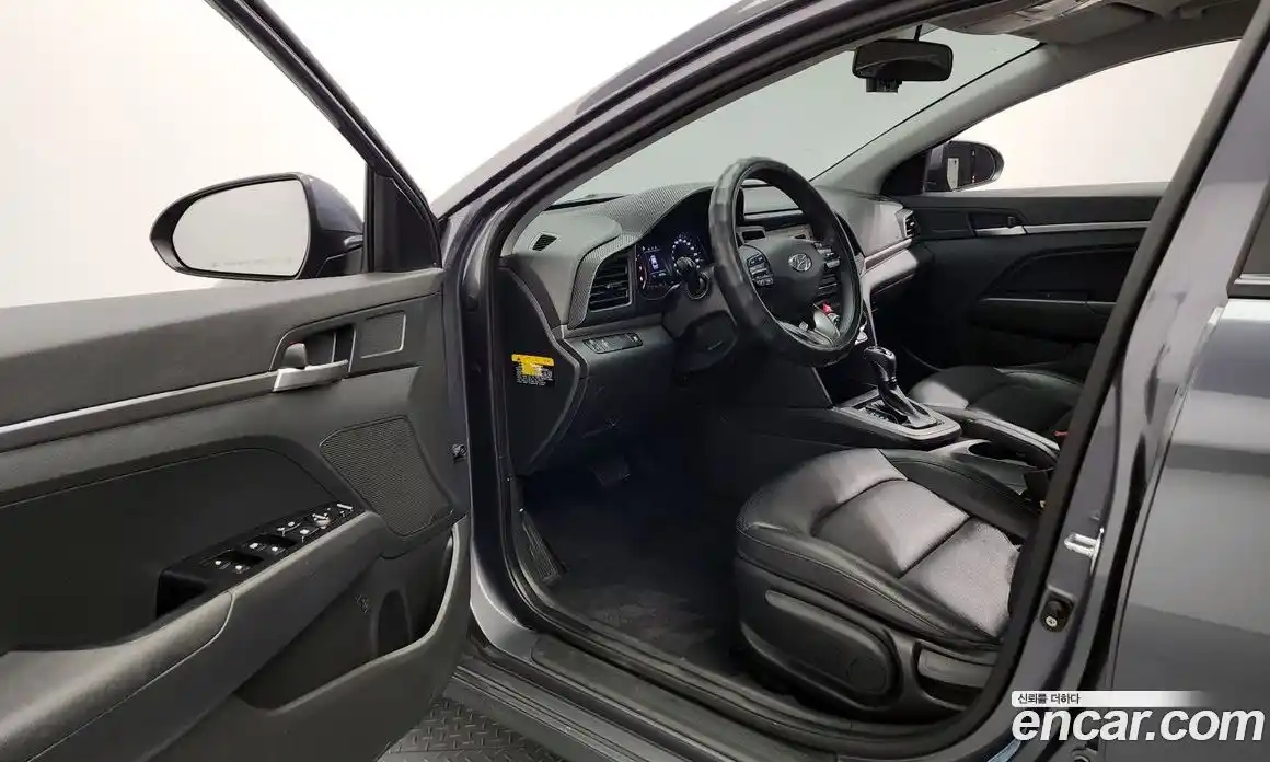 Hyundai Avante 2019 1.6 Автомат в Москве № 112292, фото 14