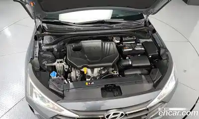 Hyundai Avante 2019 1.6 Автомат в Москве № 112292, миниатюра 7