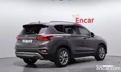 Hyundai Santa Fe 2019 2.0 Автомат в Москве № 112759, миниатюра 4