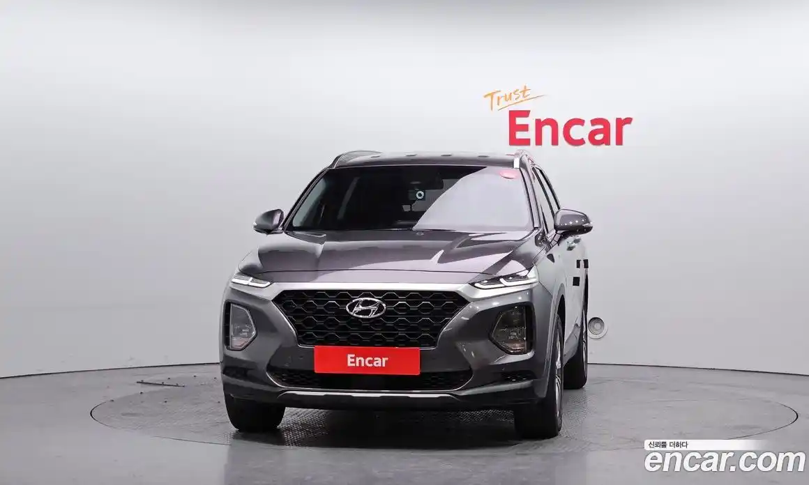 Hyundai Santa Fe 2019 2.0 Автомат в Москве № 112759, фото 9