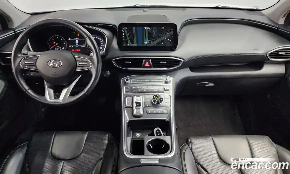 Hyundai Santa Fe 2021 2.2 Автомат в Москве № 113060, фото 6