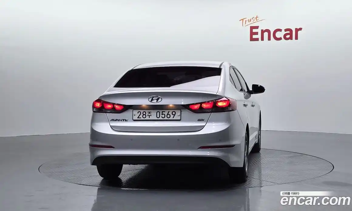 Hyundai Avante 2016 1.6 Автомат в Москве № 113163, фото 4