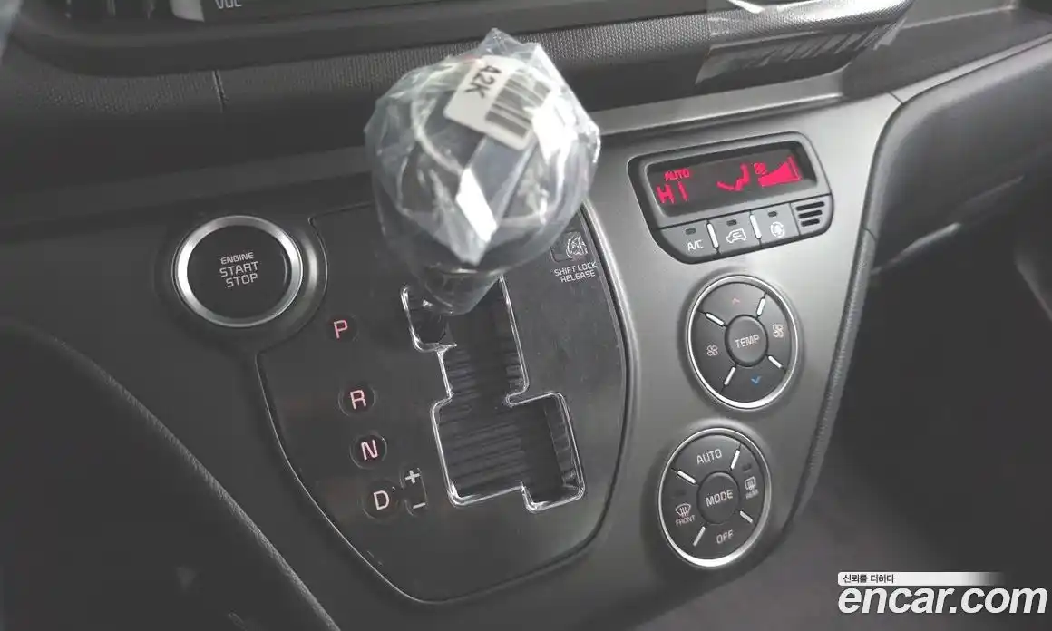 Kia Ray 2026 1.0 Автомат в Москве № 113910, фото 9