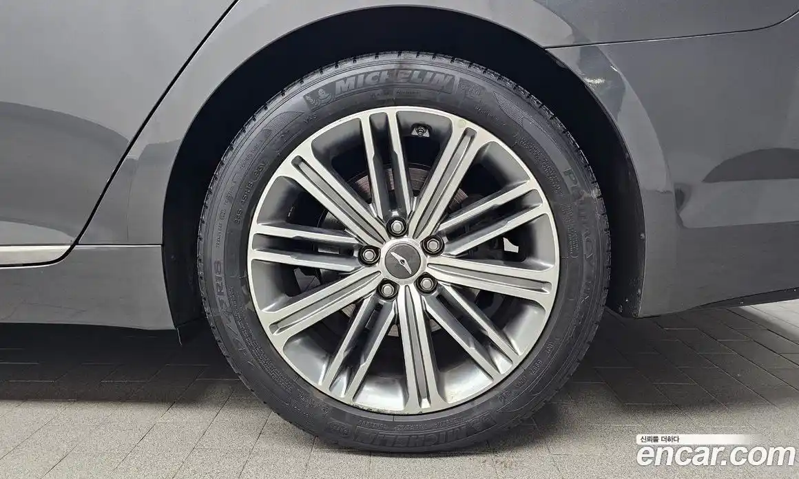 Genesis G80 2017 3.3 Автомат в Москве № 118398, фото 3