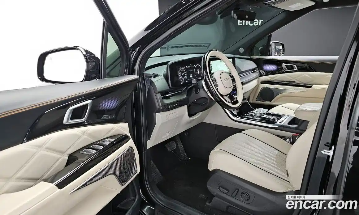 Kia Canival 2023 3.5 Автомат в Москве № 122289, фото 11