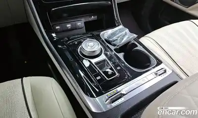 Kia Canival 2023 3.5 Автомат в Москве № 122289, миниатюра 9