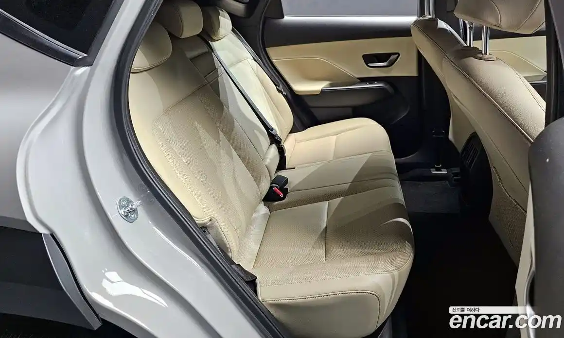 Hyundai Kona 2023 1.6 Автомат в Москве № 125463, фото 5