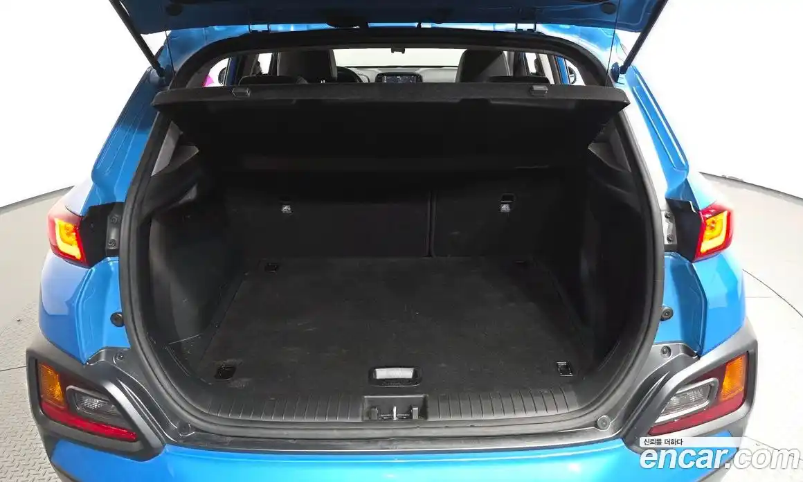 Hyundai Kona 2018 1.6 Автомат в Москве № 126048, фото 20