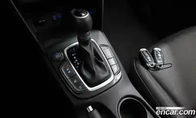 Hyundai Kona 2018 1.6 Автомат в Москве № 126048, миниатюра 9