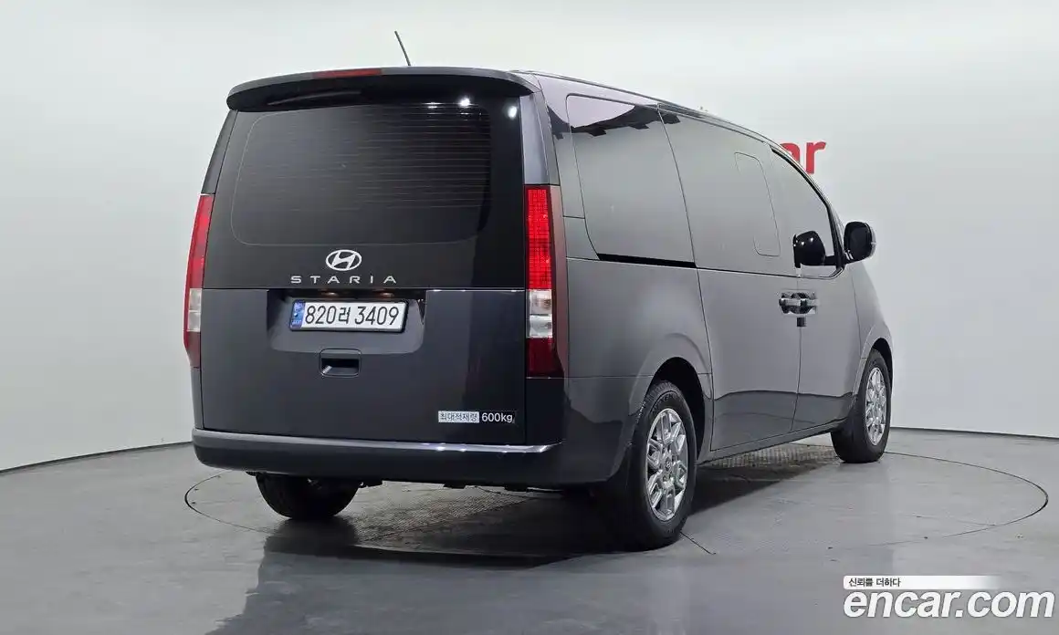 Hyundai Staria 2025 3.5 Автомат в Москве № 126540, фото 17