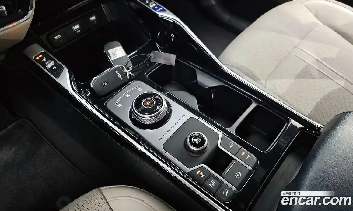 Kia Sorento 2022 1.6 Автомат в Москве № 132380, фото 19