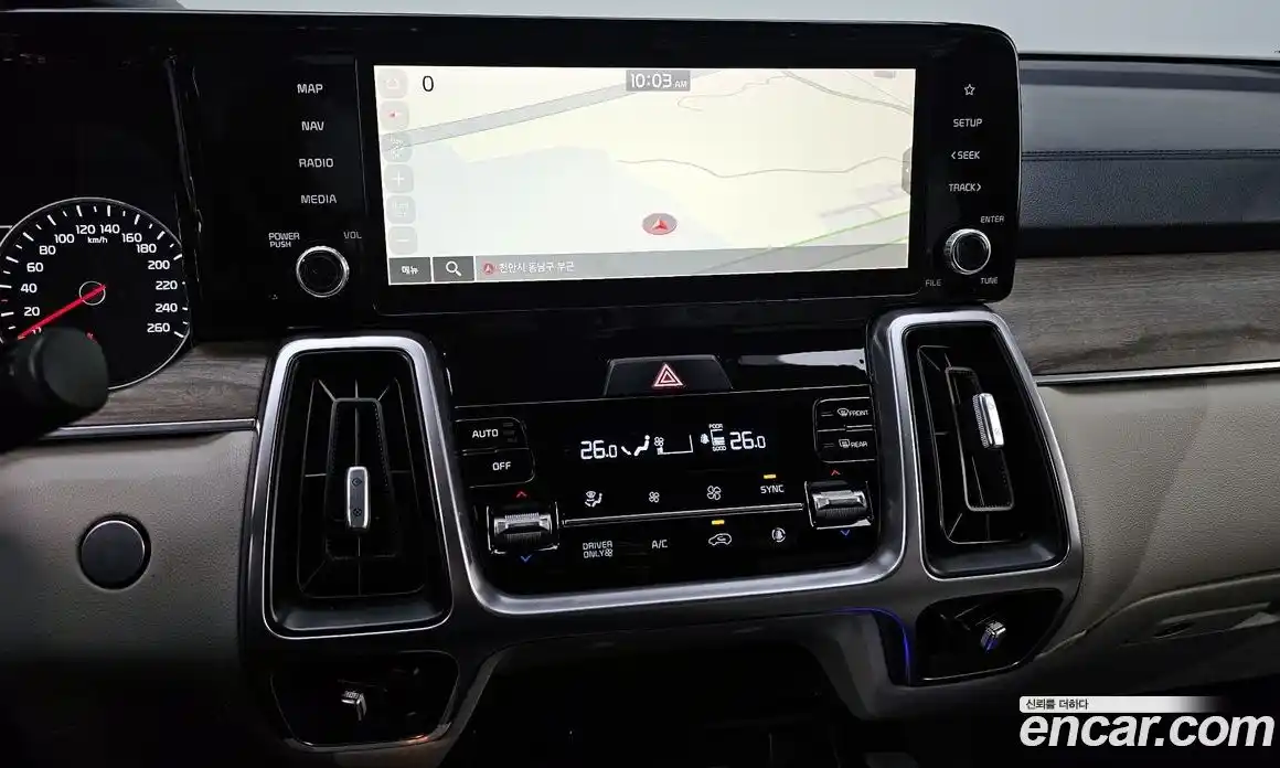 Kia Sorento 2022 1.6 Автомат в Москве № 132380, фото 6