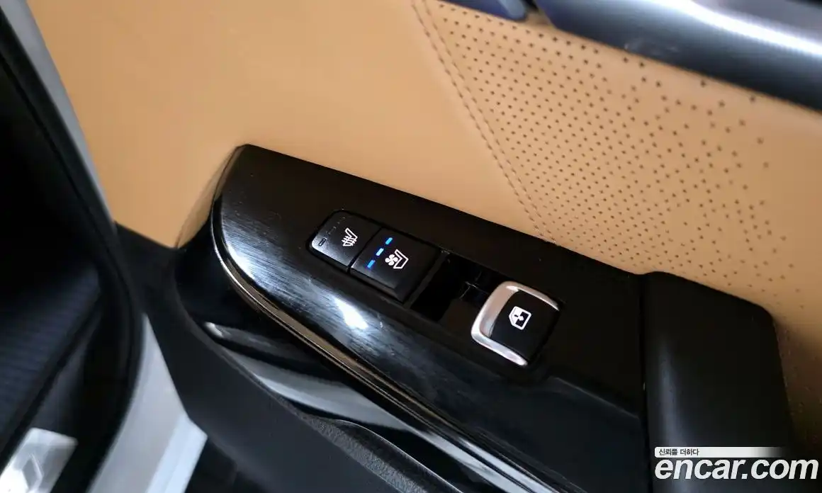 Kia Mohave 2021 3.0 Автомат в Москве № 132956, фото 18