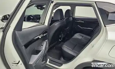 Kia Seltos 2023 1.6 Автомат в Москве № 134050, миниатюра 11