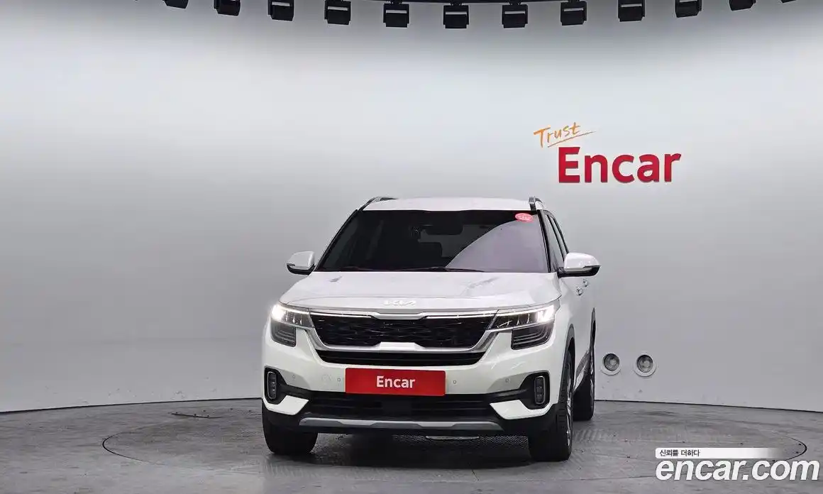 Kia Seltos 2023 1.6 Автомат в Москве № 134050, фото 15