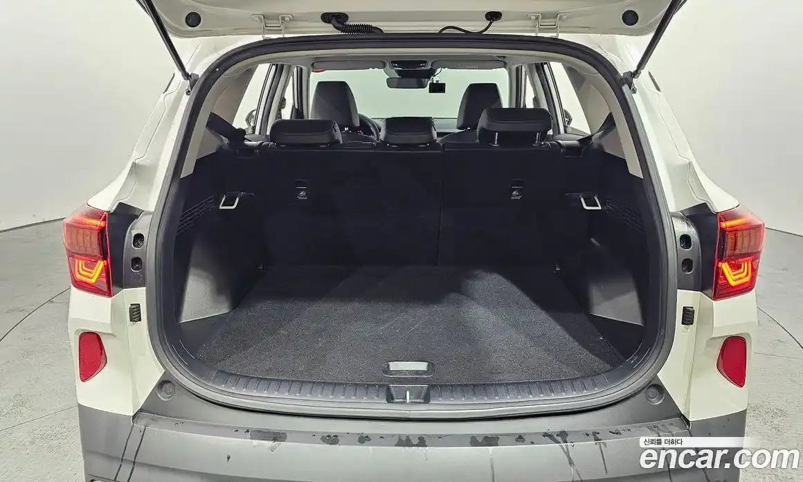 Kia Seltos 2023 1.6 Автомат в Москве № 134050, фото 20