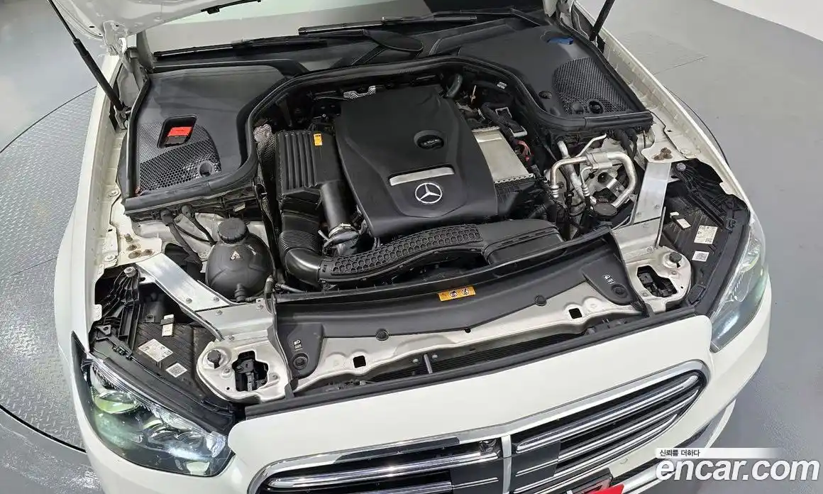 Mercedes-Benz E-Class 2022 2.0 Автомат в Москве № 145238, фото 6