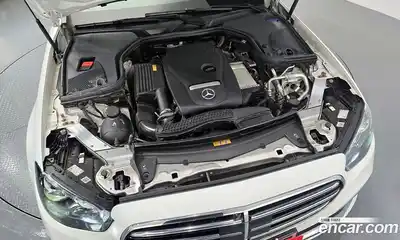 Mercedes-Benz E-Class 2022 2.0 Автомат в Москве № 145238, миниатюра 6