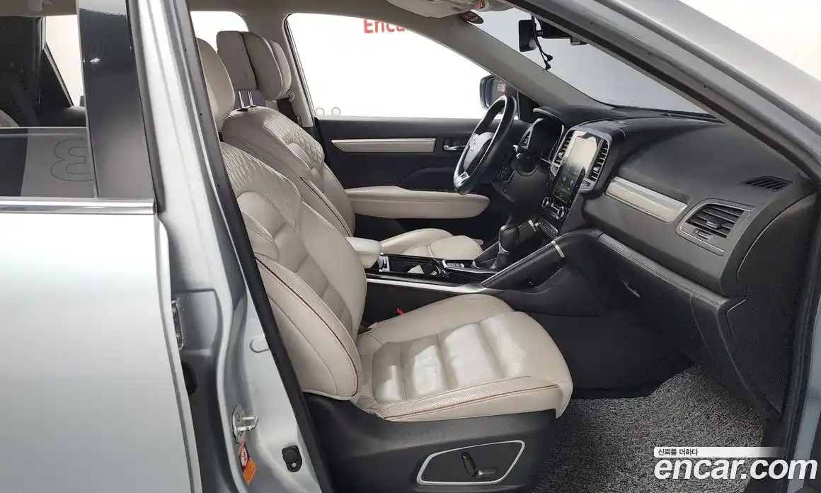 Renault QM6 2021 2.0 Автомат в Москве № 147986, фото 20