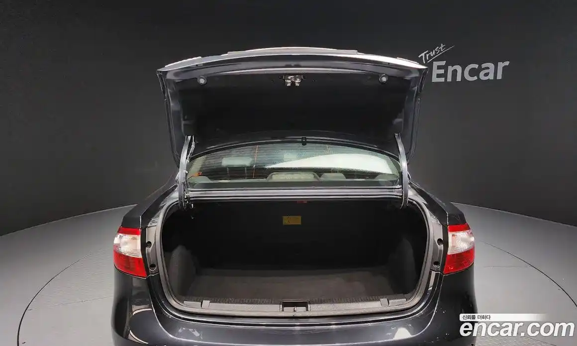 Renault SM3 2014 1.6 Автомат в Москве № 149853, фото 6