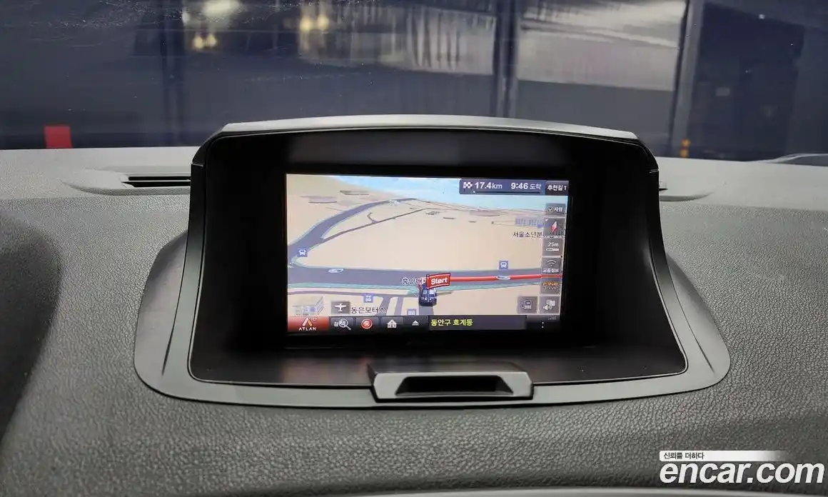 Renault SM3 2014 1.6 Автомат в Москве № 149853, фото 9