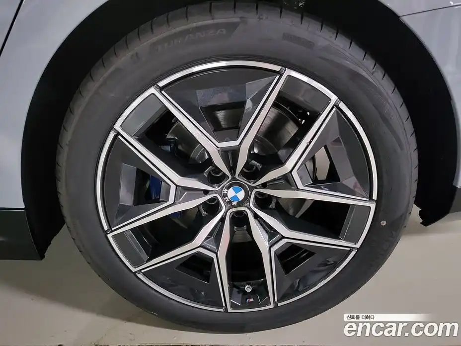 BMW 5-Series 2025 2.0 Автомат в Москве № 153159, фото 5