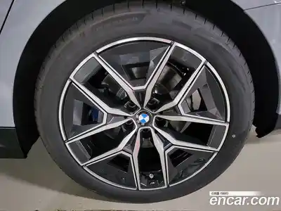 BMW 5-Series 2025 2.0 Автомат в Москве № 153159, миниатюра 5