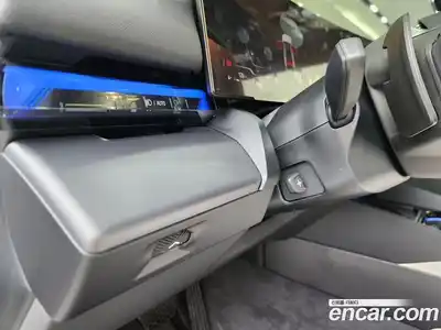 BMW 5-Series 2025 2.0 Автомат в Москве № 153172, миниатюра 12