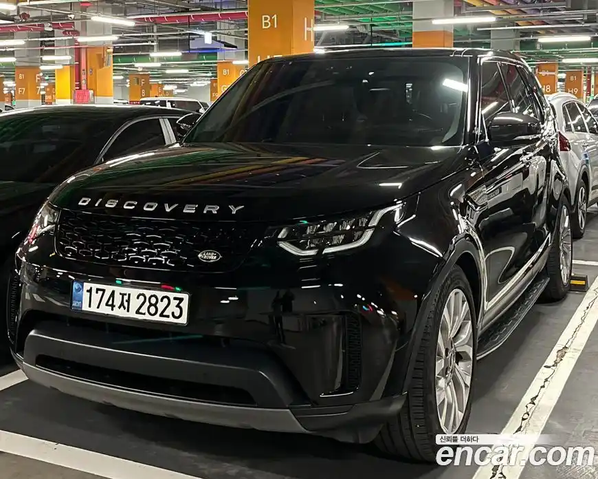 Land Rover Discovery 2018 2.0 Автомат в Москве № 156259, фото 2