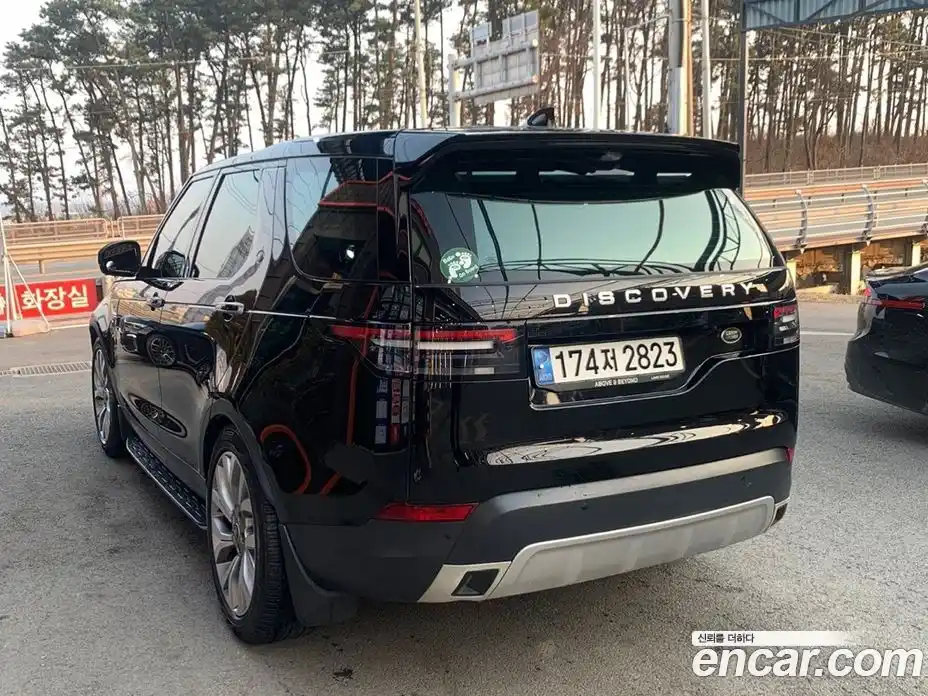Land Rover Discovery 2018 2.0 Автомат в Москве № 156259, фото 4
