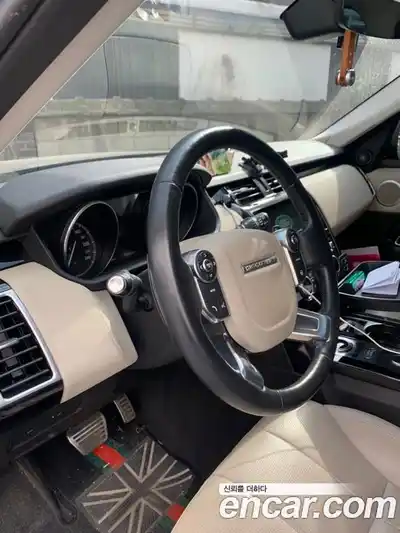 Land Rover Discovery 2018 2.0 Автомат в Москве № 156259, миниатюра 6