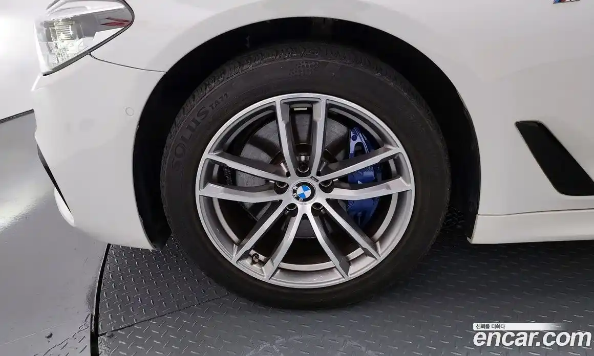 BMW 5-Series 2017 2.0 Автомат в Москве № 159389, фото 16