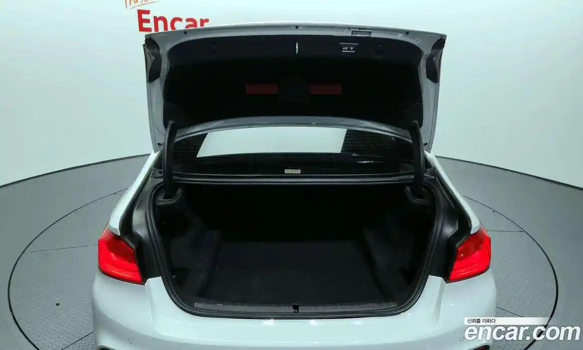 BMW 5-Series 2017 2.0 Автомат в Москве № 159389, фото 10