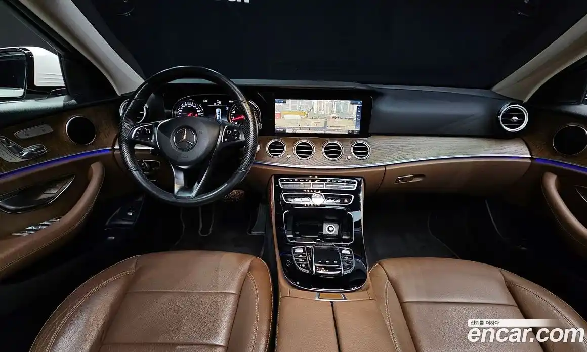 Mercedes-Benz E-Class 2018 2.0 Автомат в Москве № 161029, фото 7