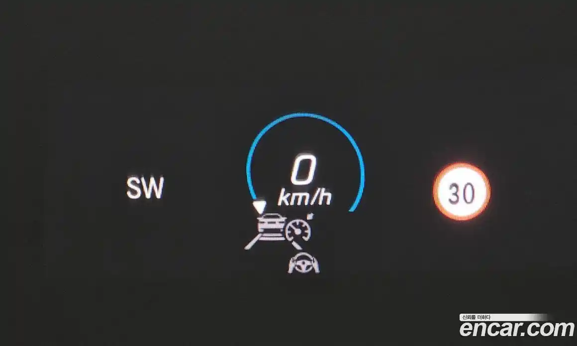 Mercedes-Benz E-Class 2021 1.9 Автомат в Москве № 161187, фото 17