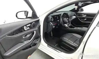 Mercedes-Benz E-Class 2021 1.9 Автомат в Москве № 161187, миниатюра 10