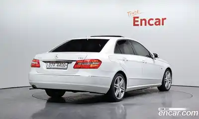 Mercedes-Benz E-Class 2010 1.8 Автомат в Москве № 161459, миниатюра 11