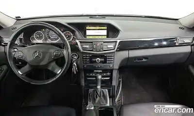 Mercedes-Benz E-Class 2010 1.8 Автомат в Москве № 161459, миниатюра 9