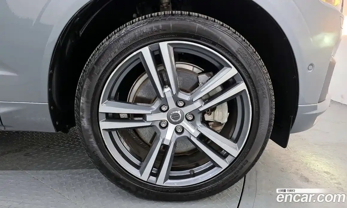 Volvo XC60 2021 2.0 Автомат в Москве № 164439, фото 19