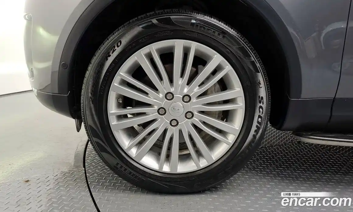 Land Rover Discovery 2019 3.0 Автомат в Москве № 166686, фото 3