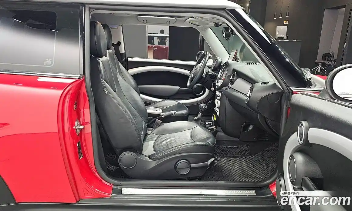 Mini Cooper 2007 1.6 Автомат в Москве № 167264, фото 17