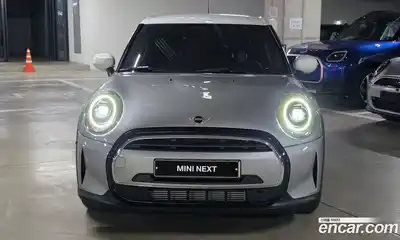 Mini Cooper 2024 1.5 Автомат в Москве № 167430, миниатюра 3