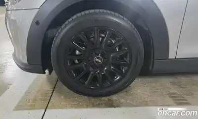 Mini Cooper 2024 1.5 Автомат в Москве № 167430, миниатюра 5